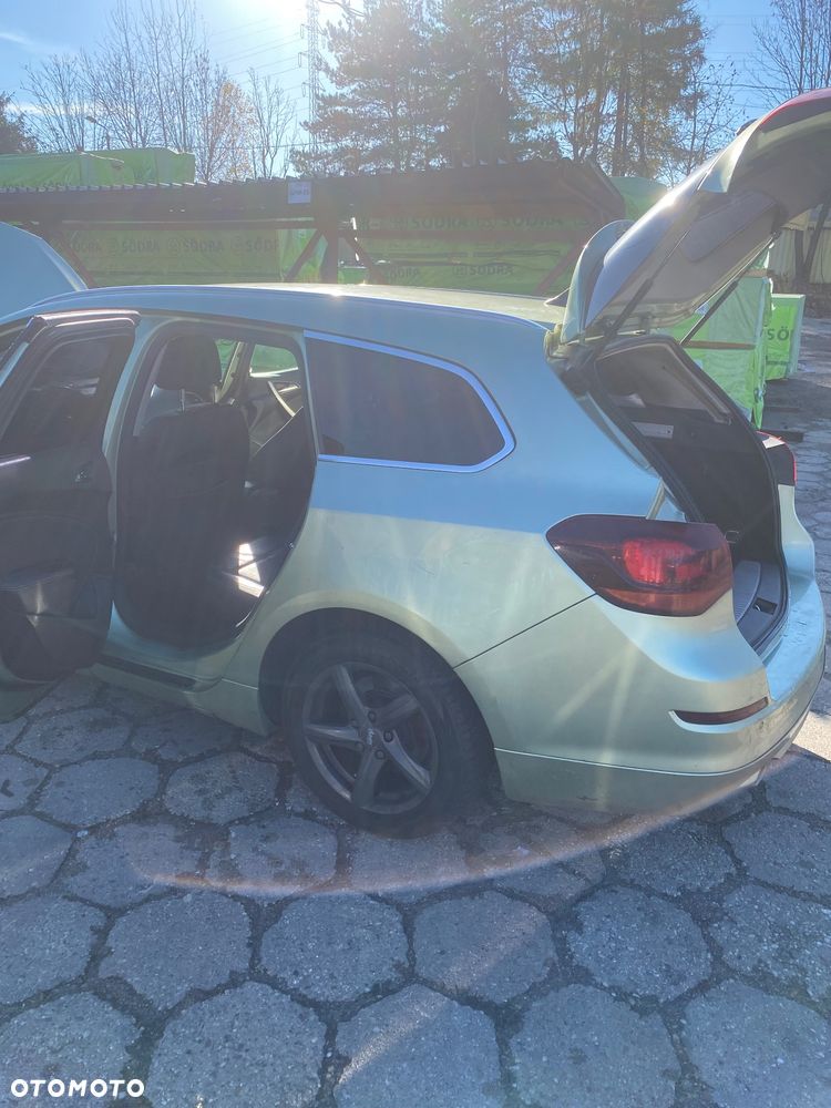 Opel Astra 2.0 CDTI Enjoy - 9