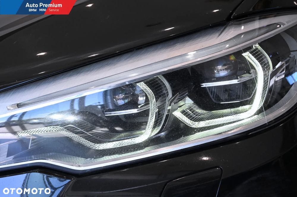 BMW Seria 5 520d xDrive - 21