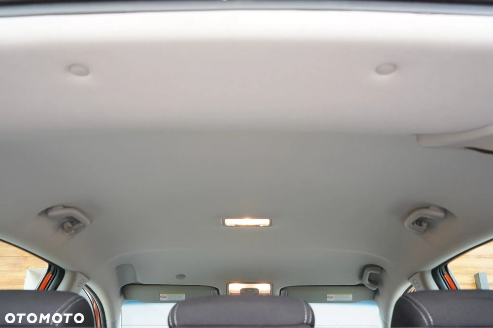 Kia Sportage 2.0 CRDI XL - 34