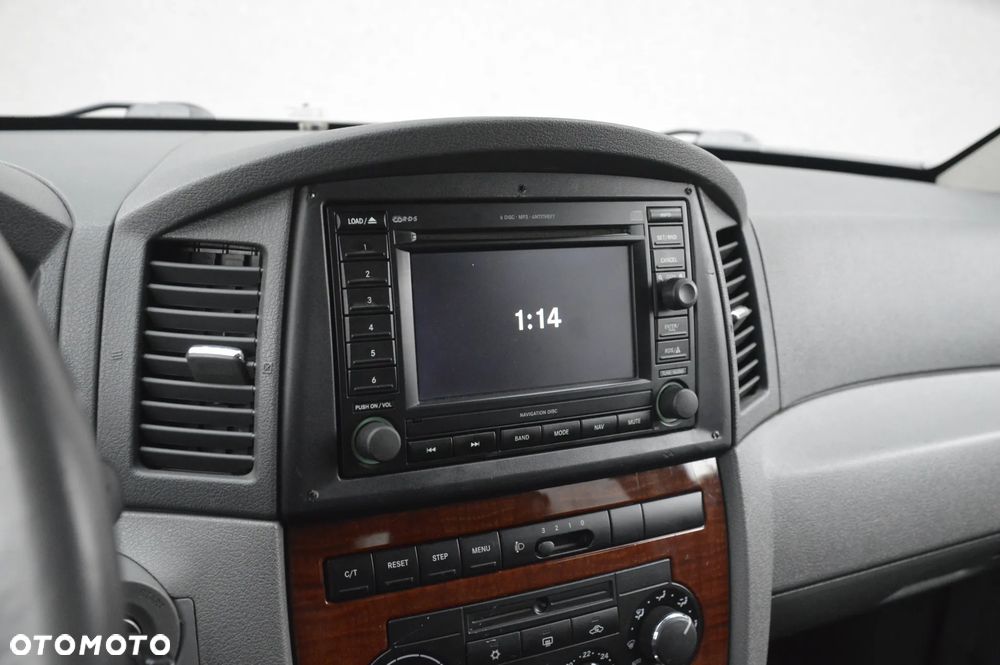 Jeep Grand Cherokee 2005 photo 5