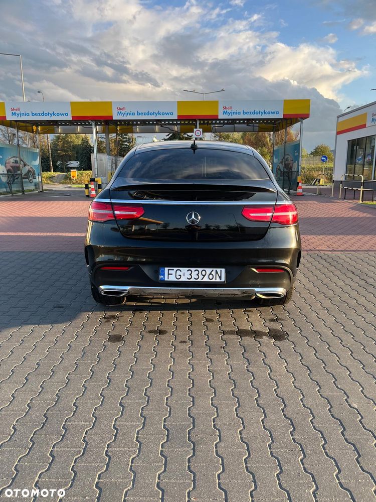 Mercedes-Benz GLE 350 d 4-Matic - 4