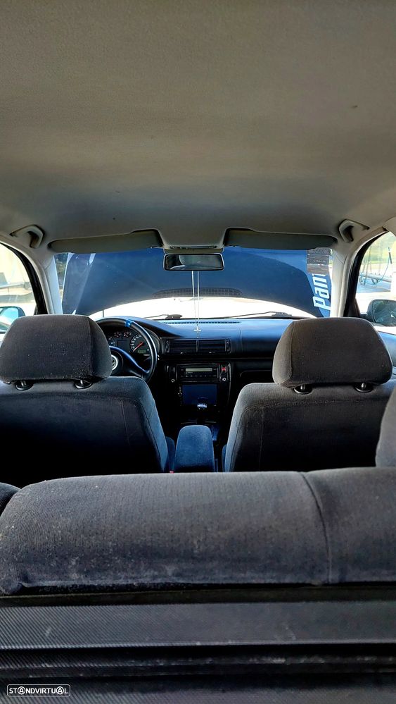 VW Passat Variant - 8