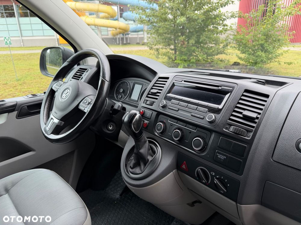 Volkswagen Transporter - 12