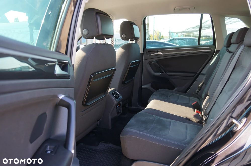 Volkswagen Tiguan 2.0 TDI SCR 4MOTION (BlueMotion Techn.) DSG Highline - 27