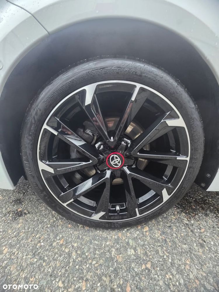 Toyota Corolla 2.0 Hybrid GR Sport - 16