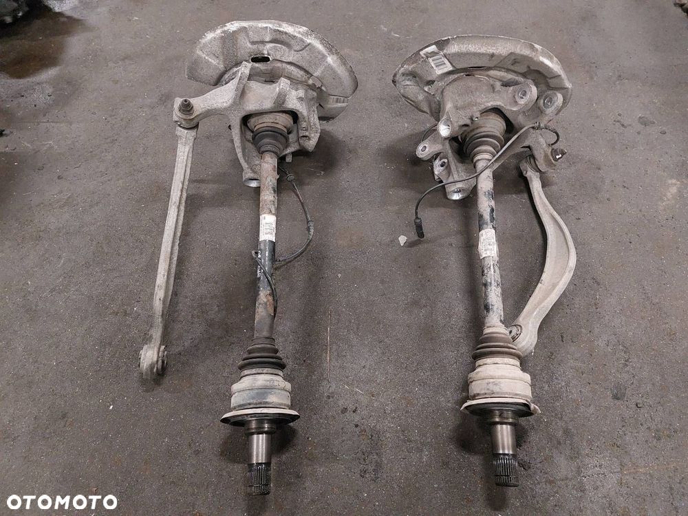 ZWROTNICA PIASTA WAHACZ PÓŁOŚ LEWY TYŁ + PRAWY TYŁ BMW F01 730D - 5