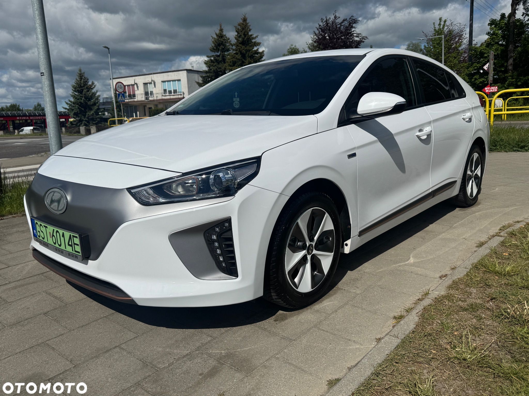 Hyundai IONIQ Elektro Premium - 1