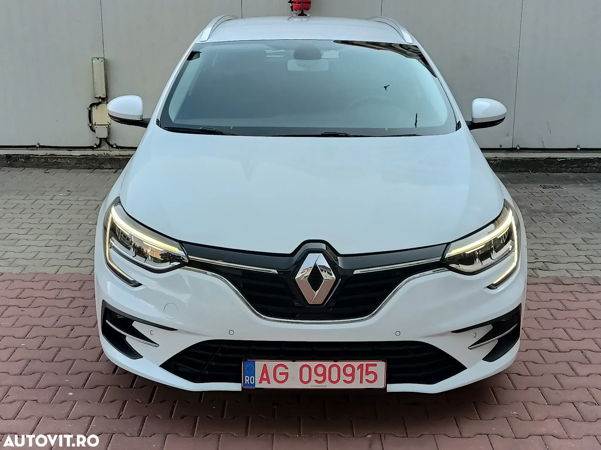 Renault Megane BLUE dCi 115 BUSINESS EDITION - 5