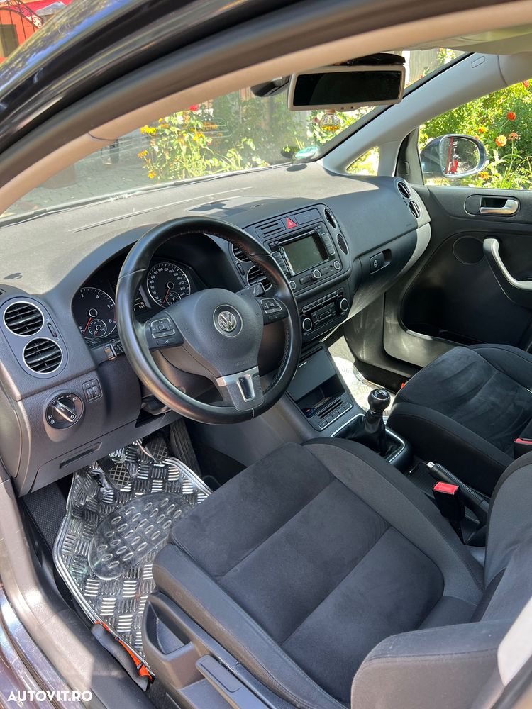 Volkswagen Golf Plus 2.0 TDI DPF Highline - 9