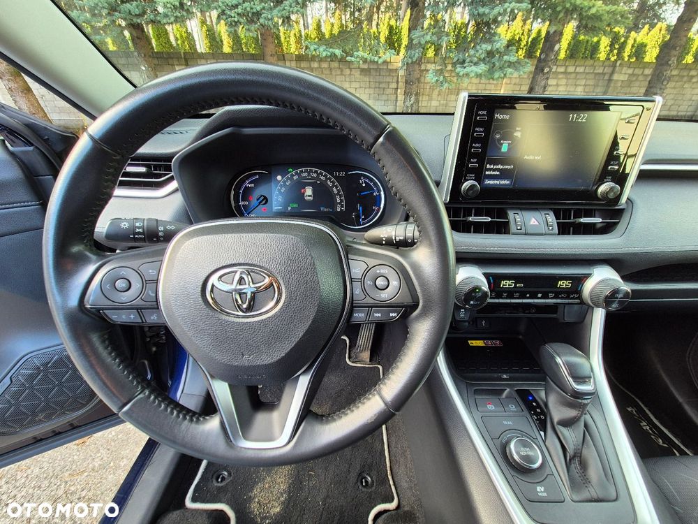 Toyota RAV4 - 9
