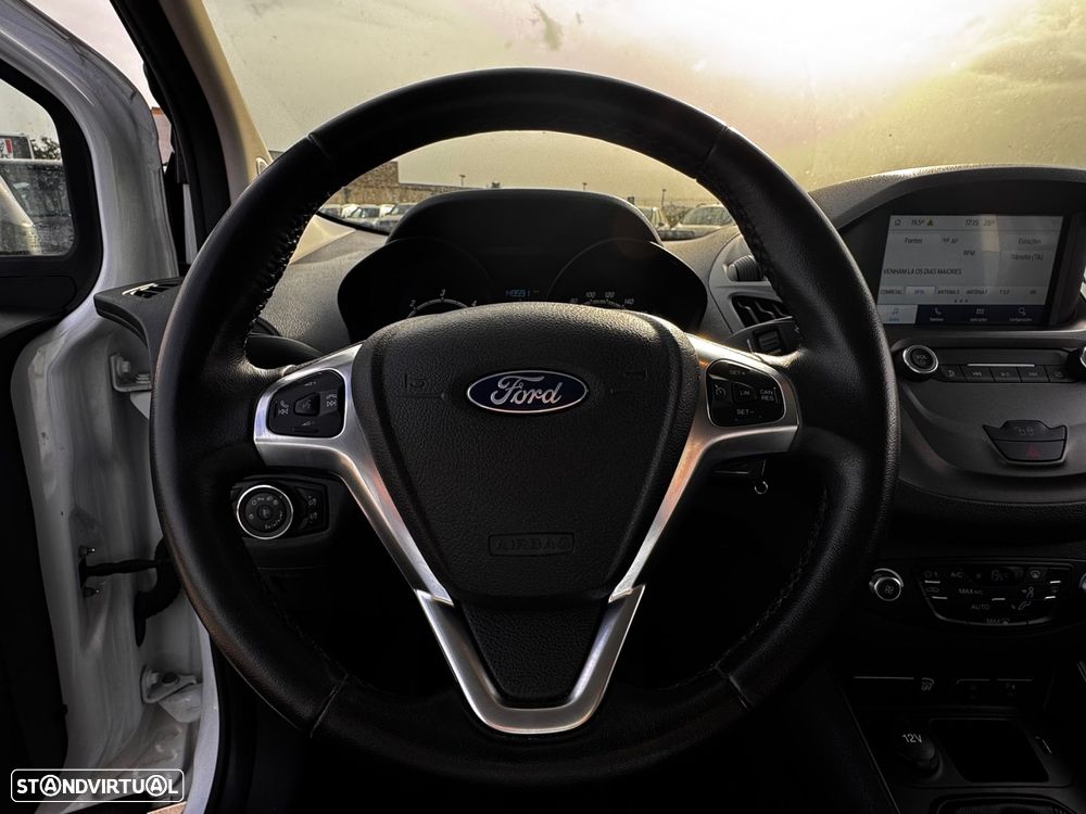 Ford Transit Courier 1.5 TDCi Limitada - 20