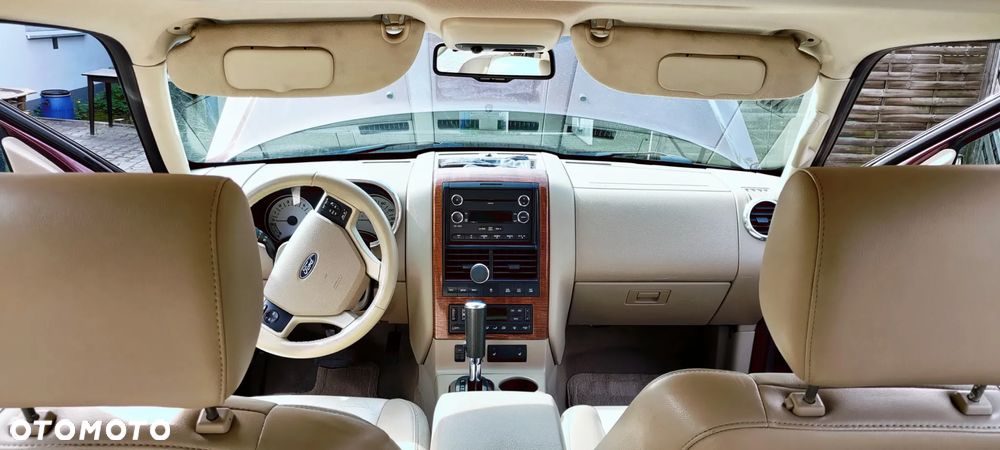 Ford Explorer 4.0 4WD - 15