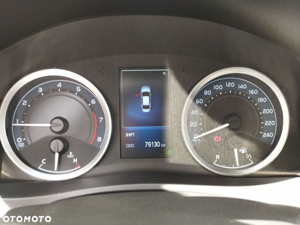 Toyota Corolla 1.6 Comfort - 18