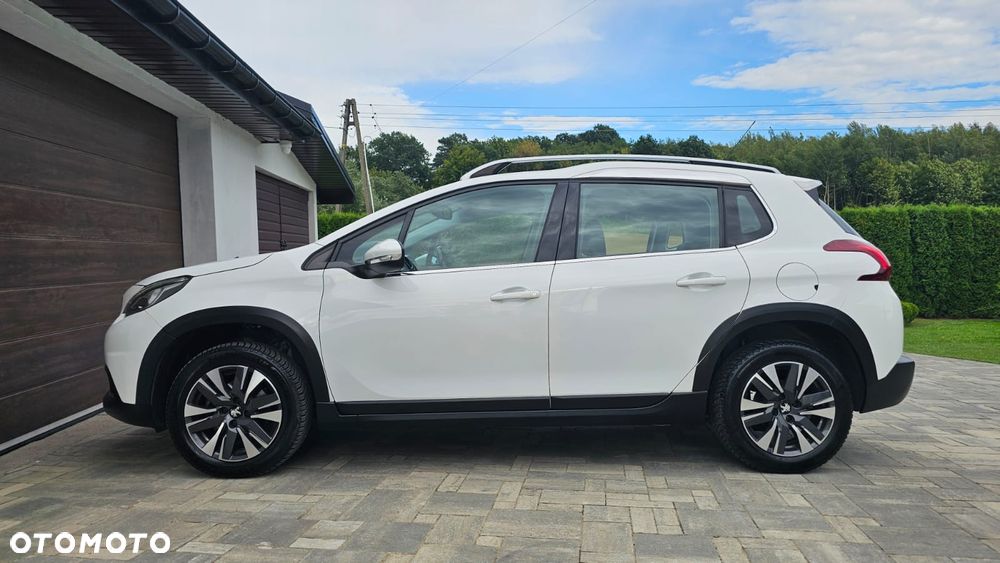 Peugeot 2008 1.2 Pure Tech GPF Allure S&S EAT6 - 6