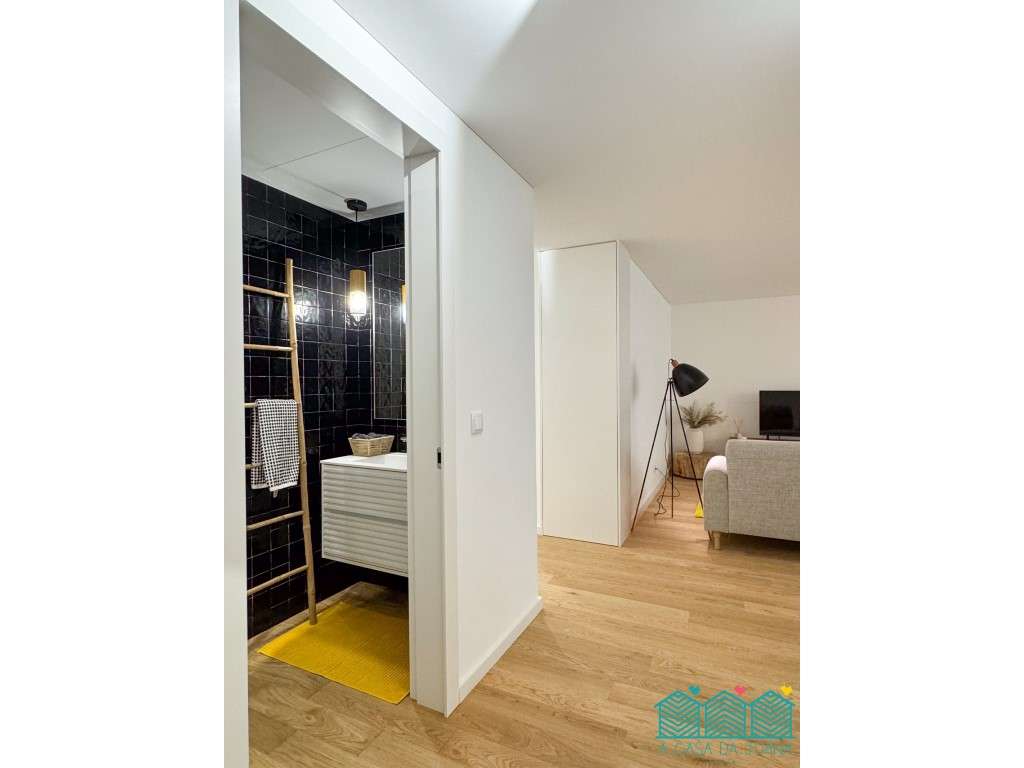 Apartamento T2 com Terraço na Praia da Barra - Grande imagem: 3/42