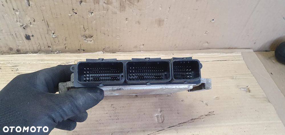 Komputer sterownik silnika Opel Movano III 2.3 DCI 237100899R - 2