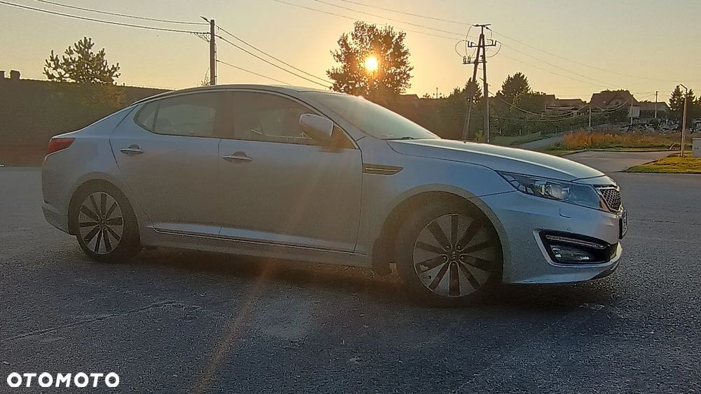 Kia Optima - 22