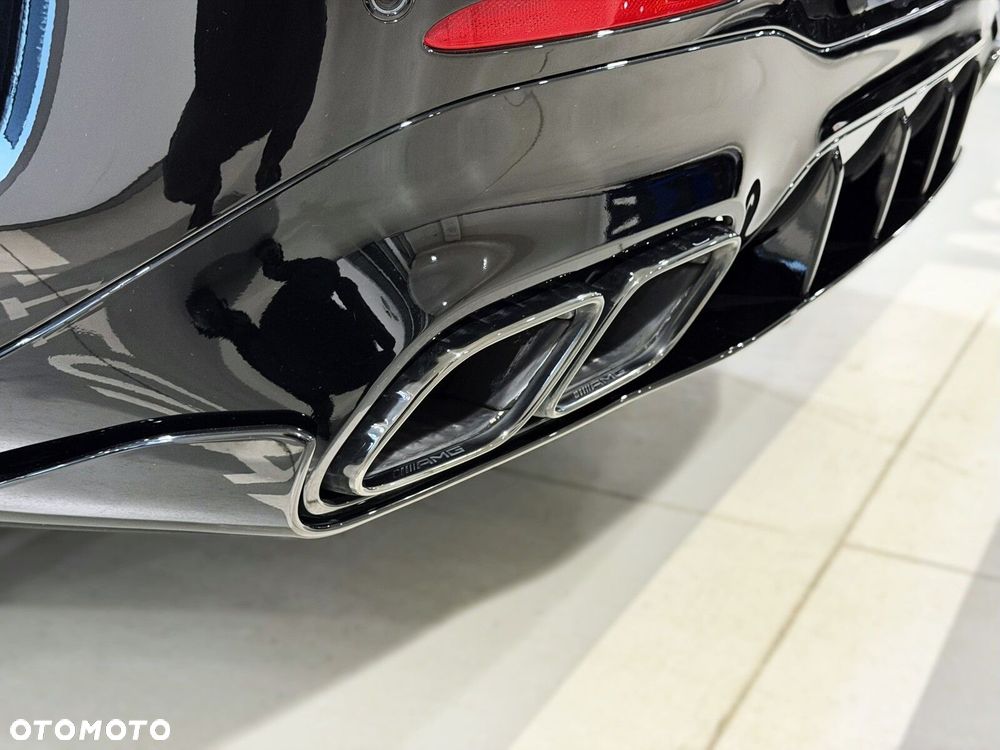 Mercedes-Benz AMG GT - 15