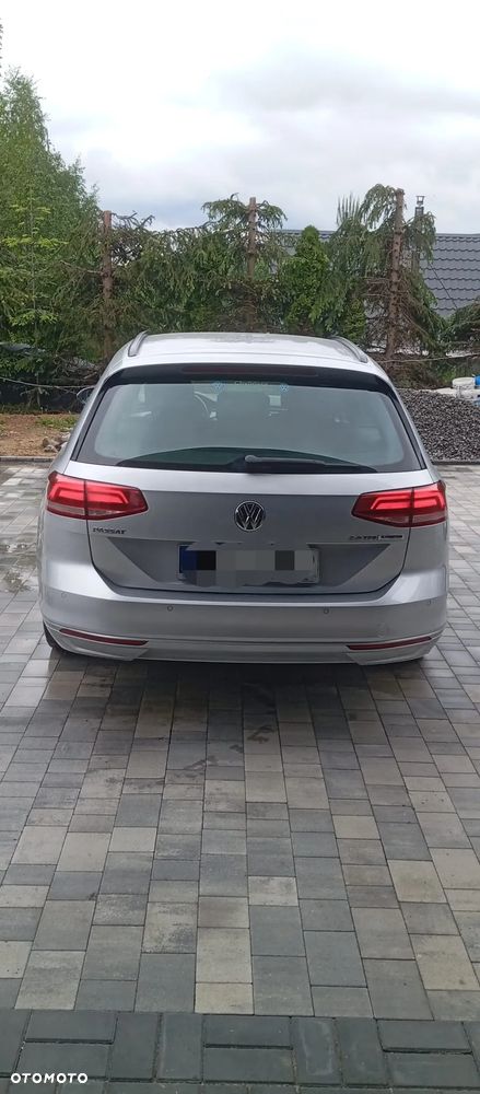 Volkswagen Passat 2.0 TDI BMT Trendline - 2