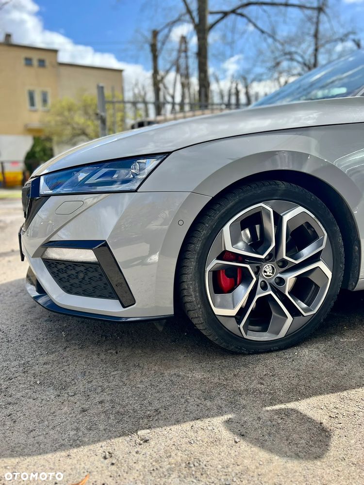 Skoda Octavia 2.0 TSI RS 245 DSG - 2
