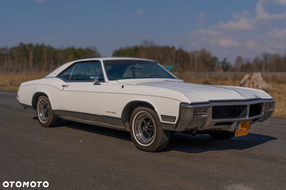 Buick Riviera - 1