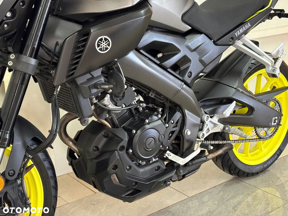 Yamaha MT - 7
