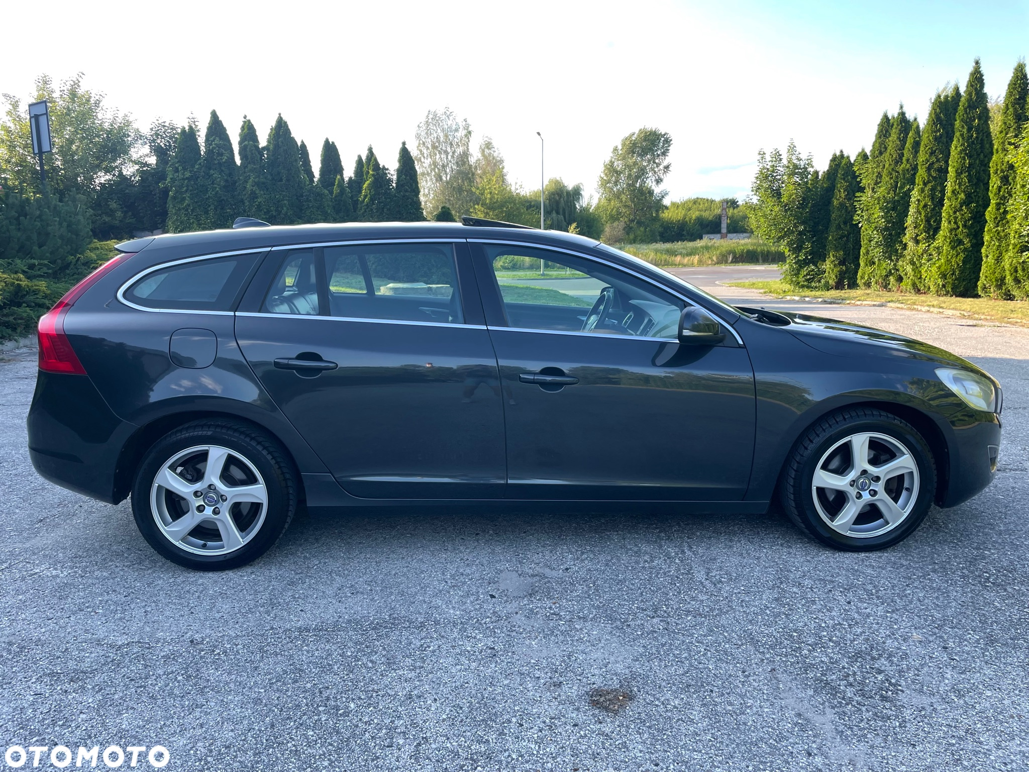 Volvo V60 D3 Geartronic Summum - 30