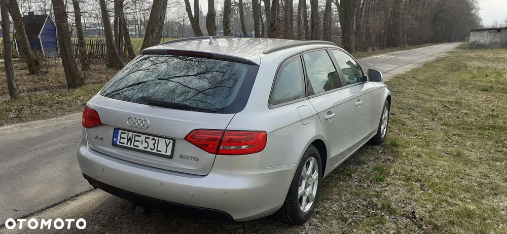 Audi A4 Avant 2.0 TDI DPF Ambiente - 3