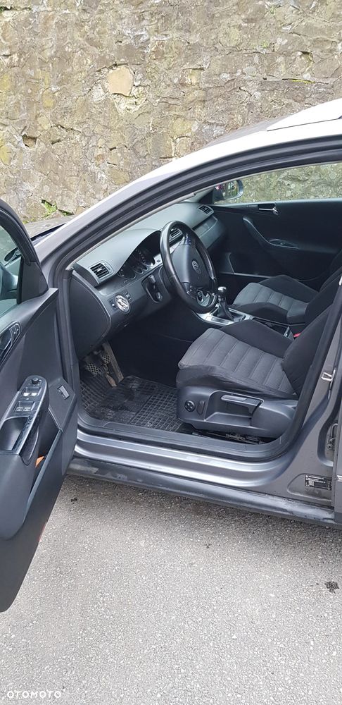 Volkswagen Passat 2.0 FSI Individual - 3
