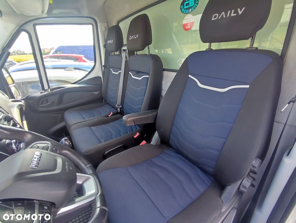 Iveco Daily 3.0 Diesel 180KM 6biegów 35S18 - 13