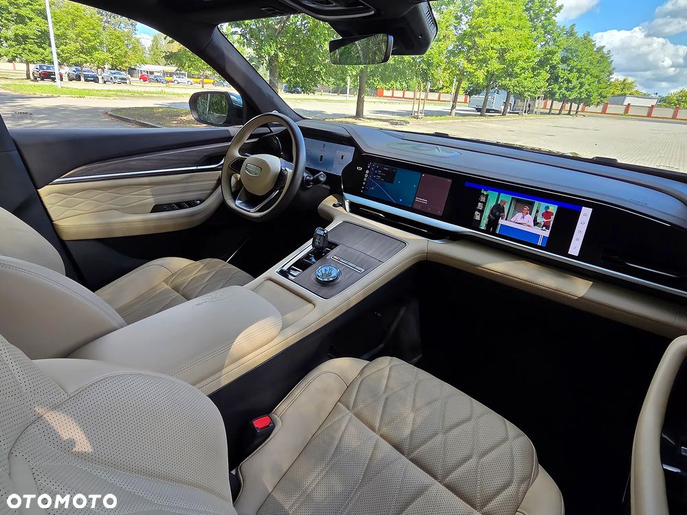 Geely Monjaro - 10