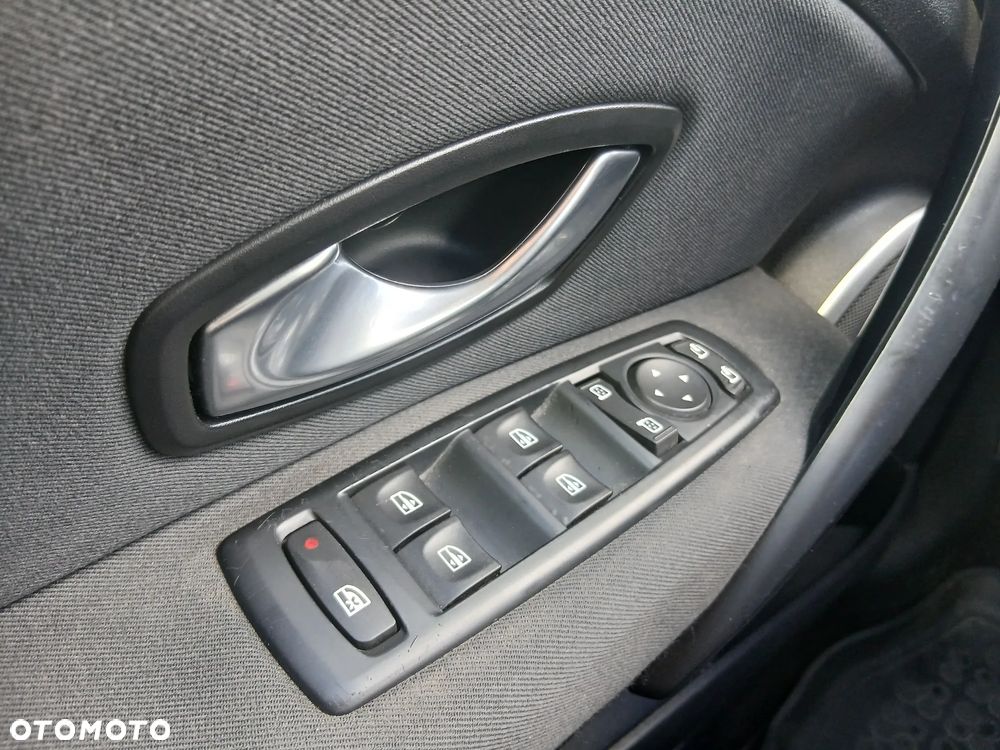 Renault Megane 1.6 16V Dynamique - 17