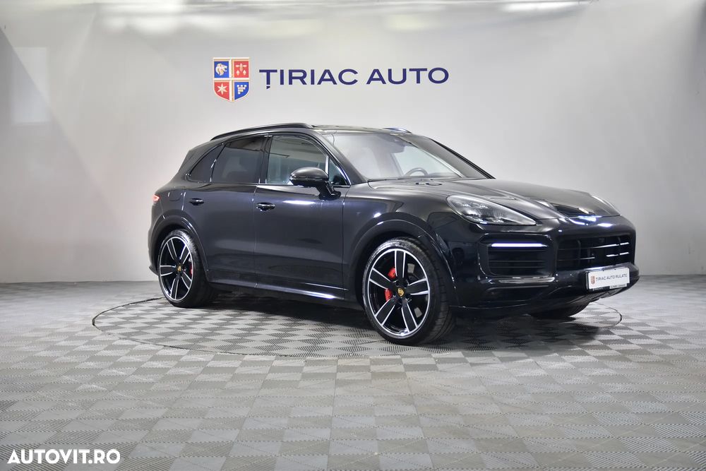 Porsche Cayenne - 7