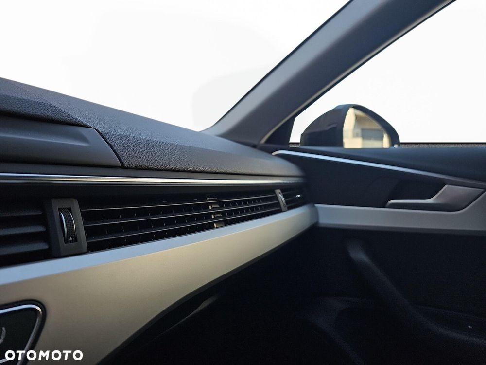 Audi A4 Limousine - 21