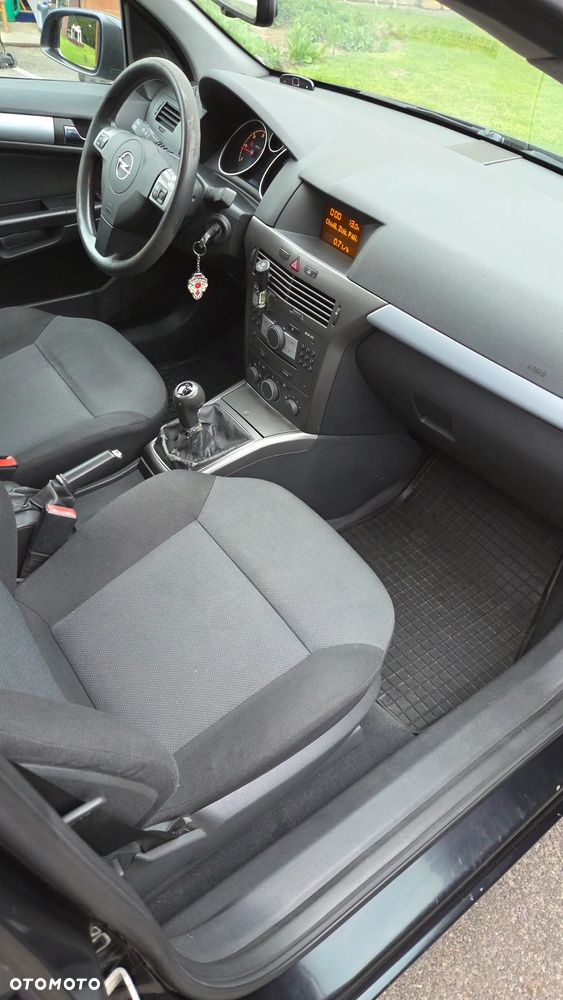 Opel Astra 1.9 CDTI - 6