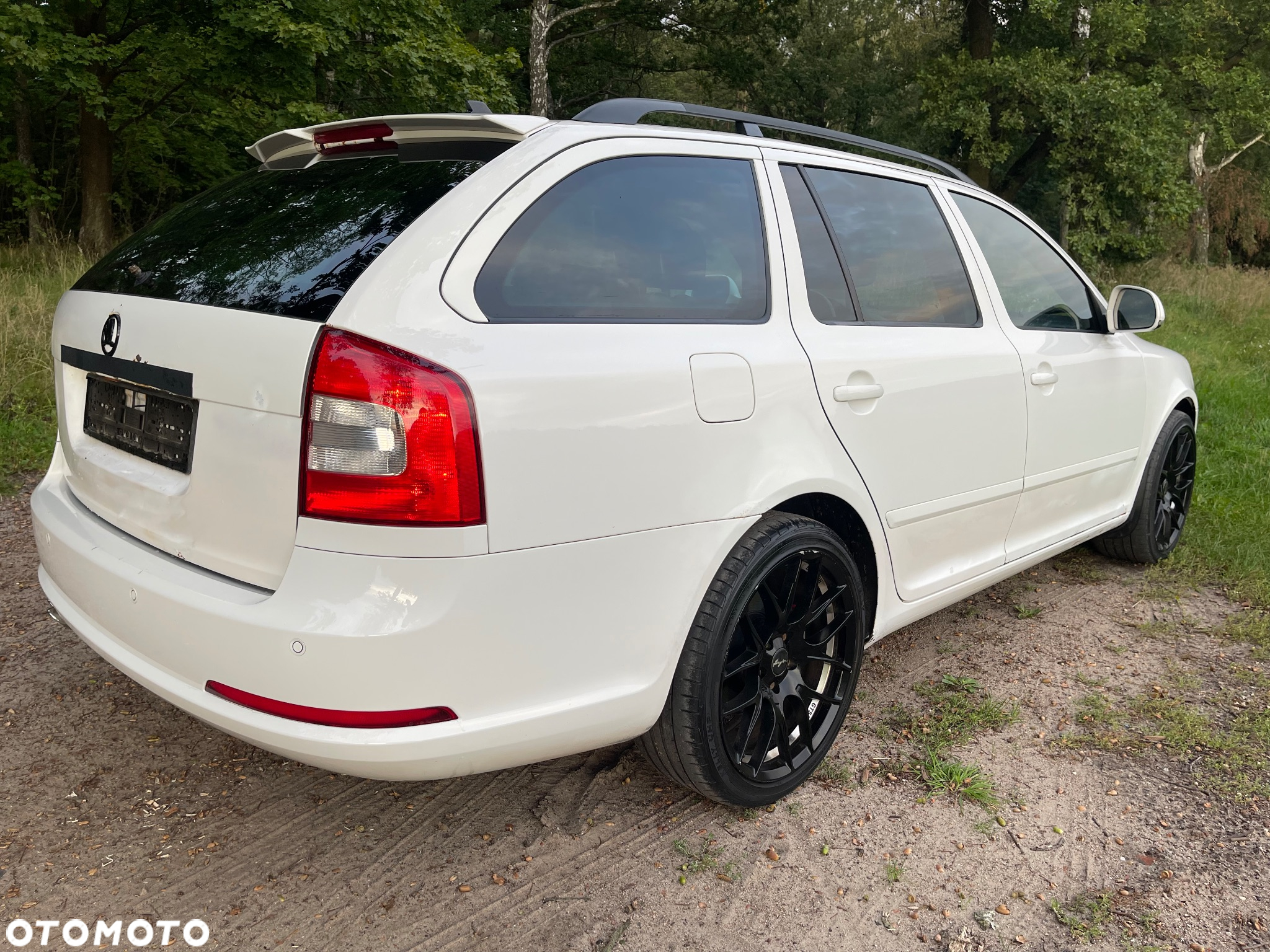 Skoda Octavia Combi 2.0 TDI DPF RS - 6