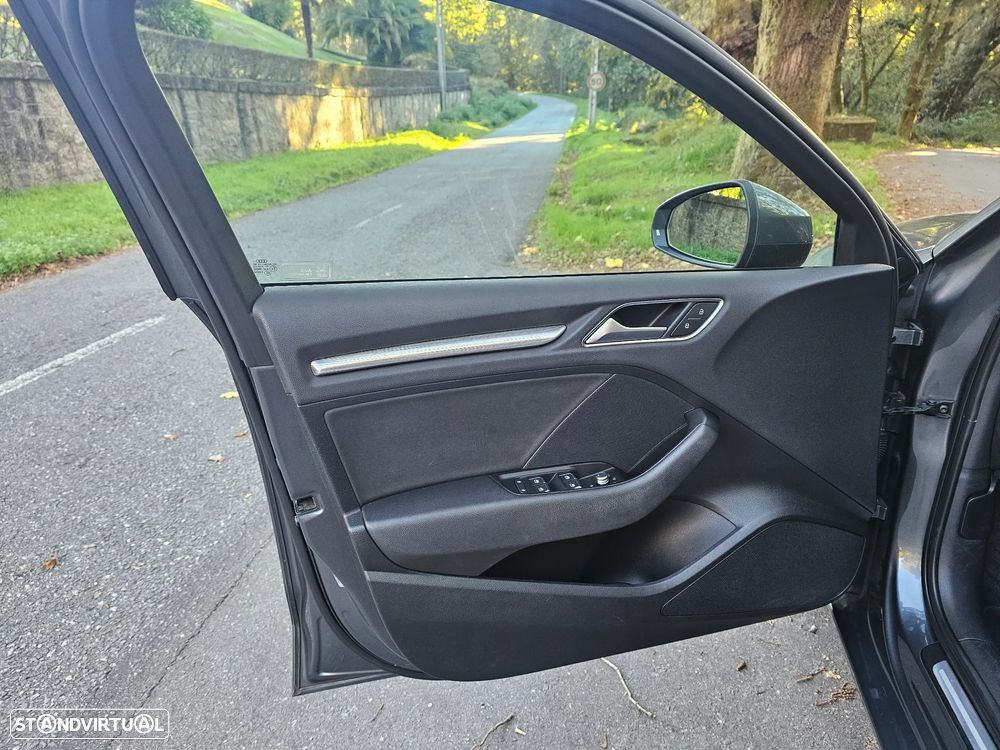Audi A3 Limousine 1.6 TDI S-line - 19