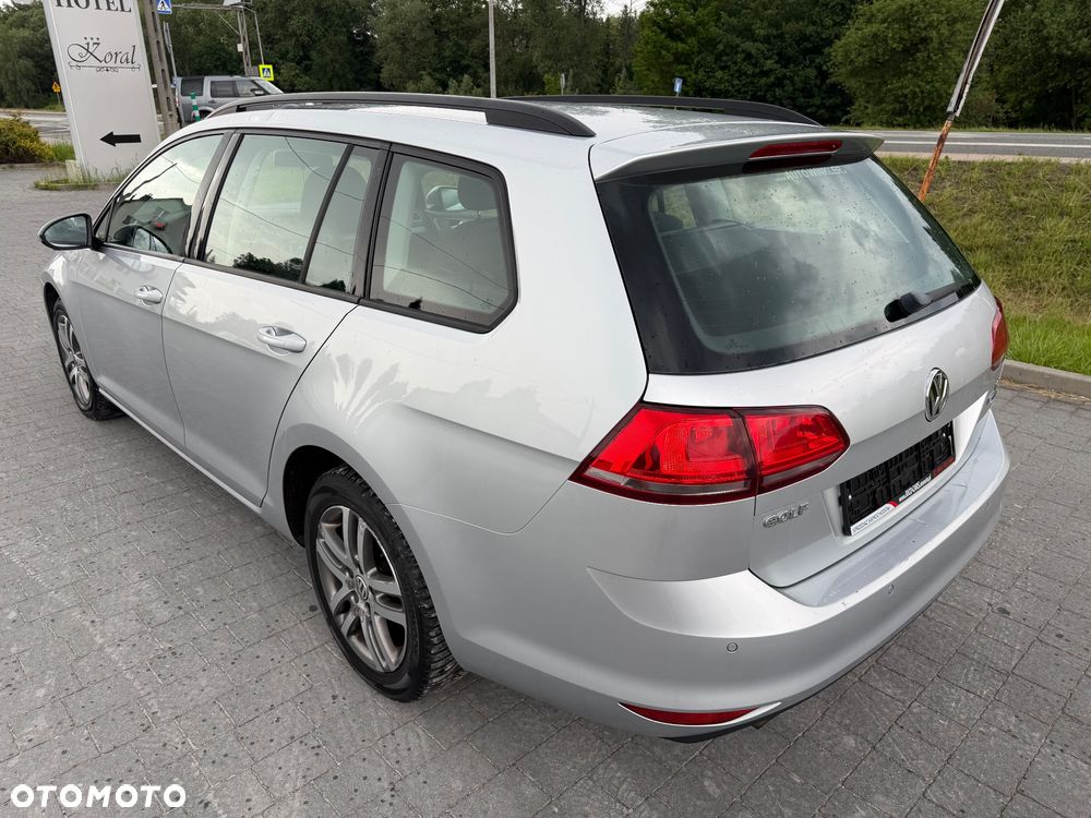 Volkswagen Golf 1.6 TDI BlueMotion Technology Trendline - 4