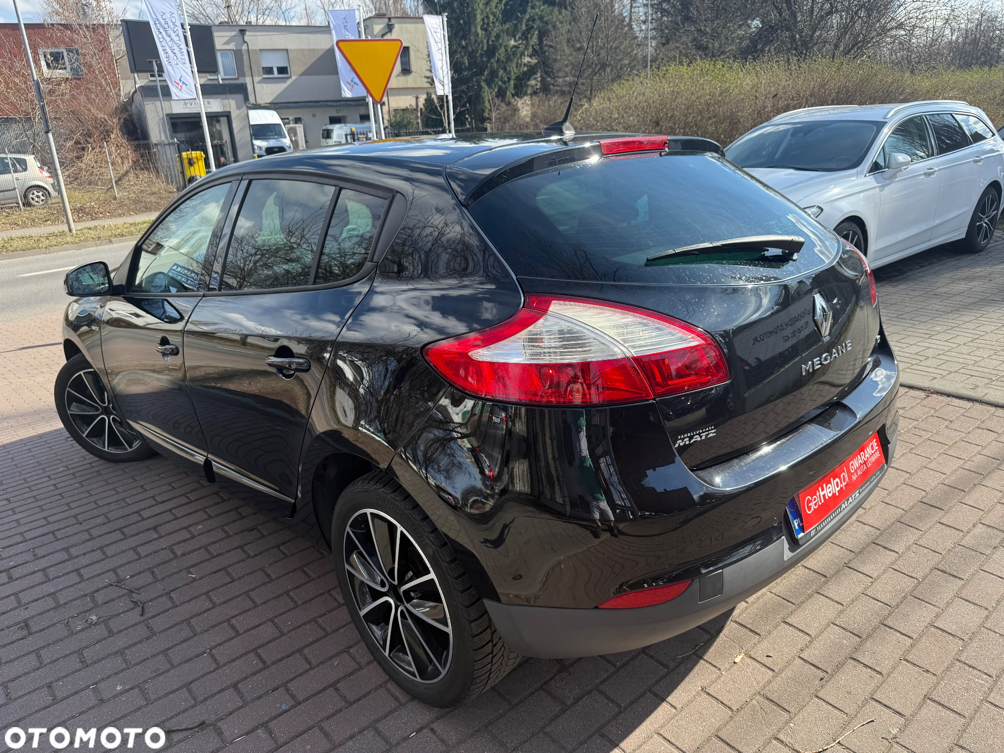 Renault Megane Grandtour ENERGY TCe 115 Start & Stop Bose Edition - 8