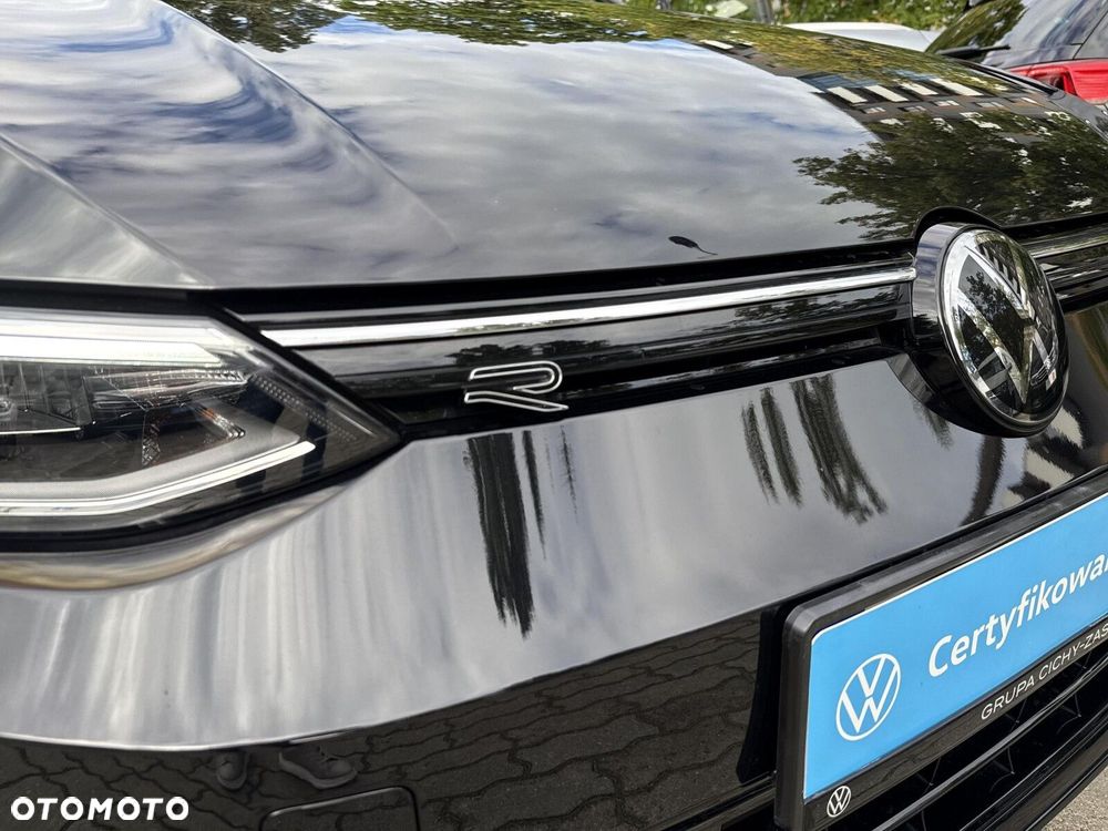 Volkswagen Golf - 26