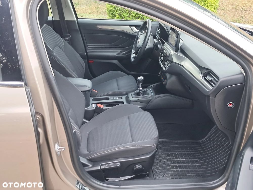 Ford Focus SW 1.5 EcoBlue S&S TITANIUM - 19