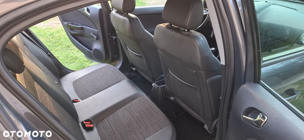 Opel Corsa - 13