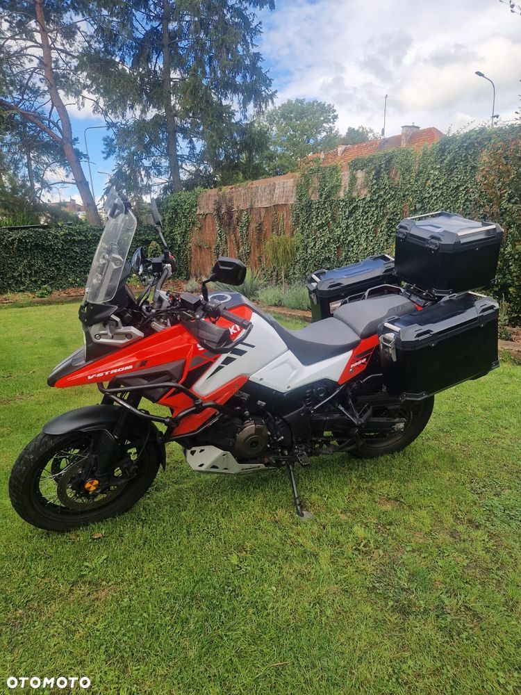 Suzuki V-STROM - 2