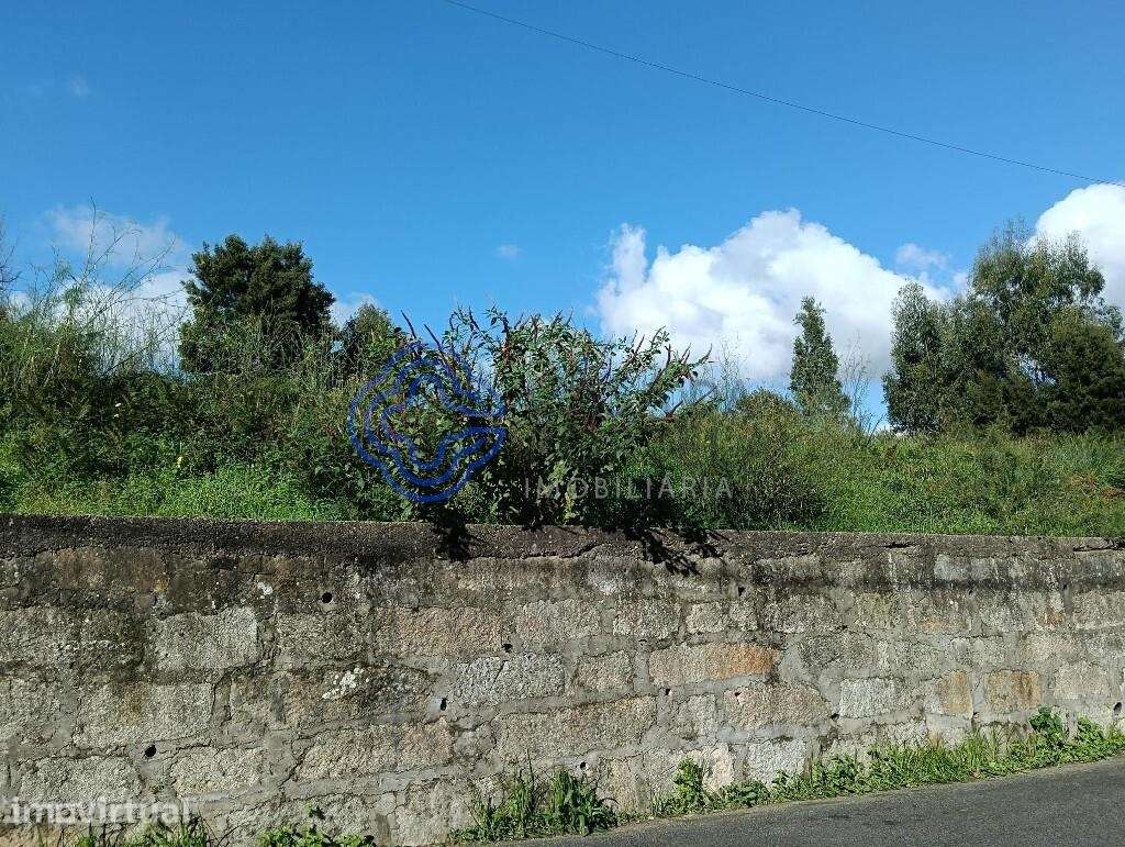 Terreno para venda construção de moradia Vilar do Paraíso em Vila Nova - Grande imagem: 2/25