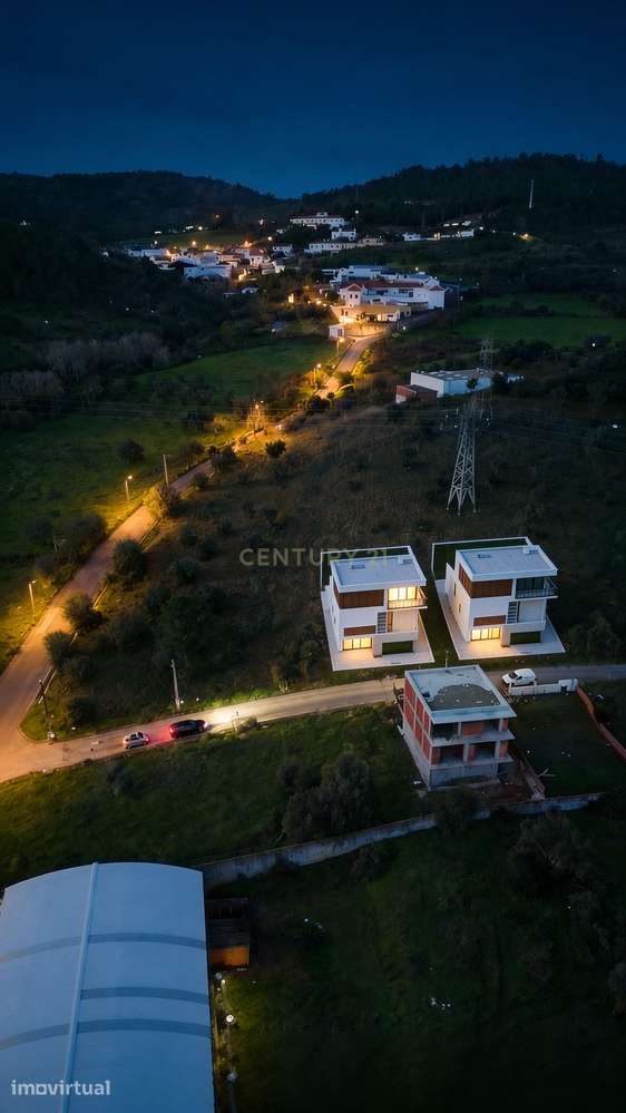 Terreno Urbano em Vialonga – Oportunidade para Construir a Sua Moradia - Grande imagem: 4/23