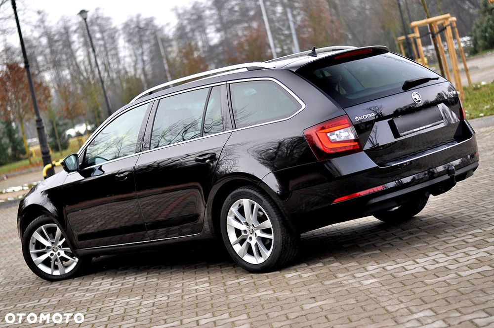 Skoda Octavia 1.6 TDI Premium Edition - 6