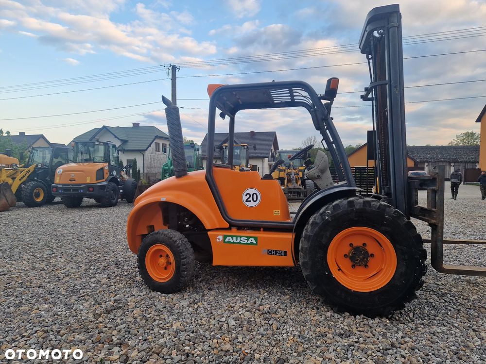 Ausa CH250 - 4