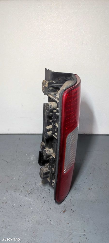 Stop stanga spate volkswagen vw caddy an 2008 - 4