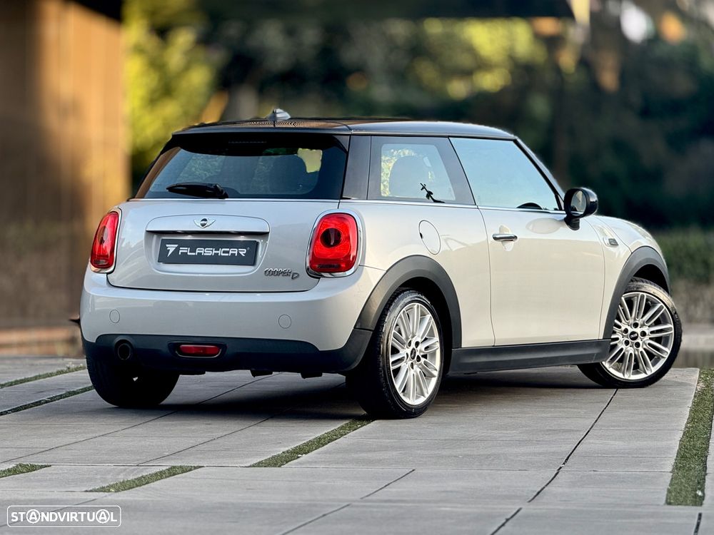 MINI 3 Portas Cooper D - 23