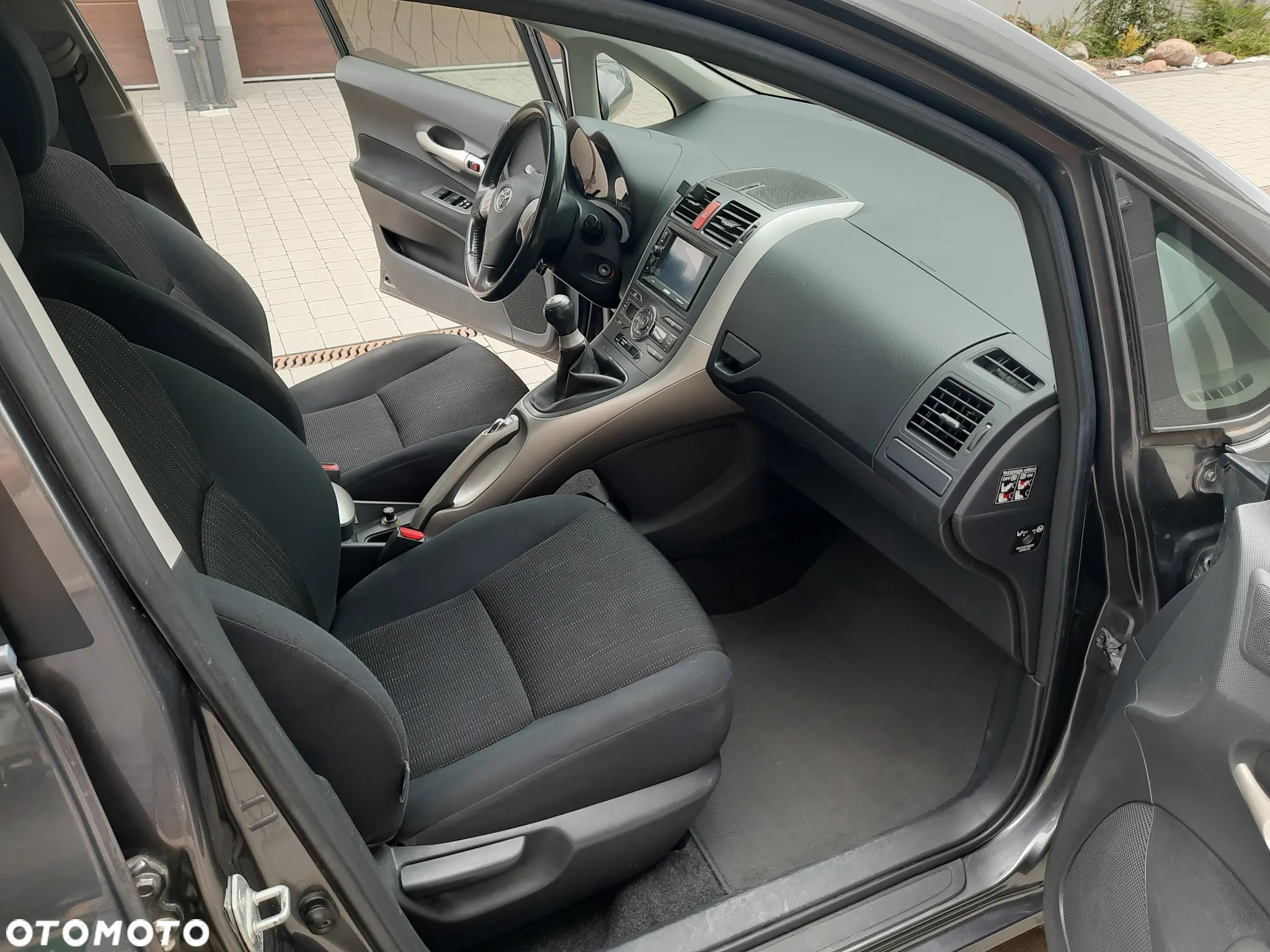 Toyota Auris - 22